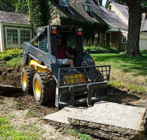 CN'R Lawn N' Landscape - Skid Loader