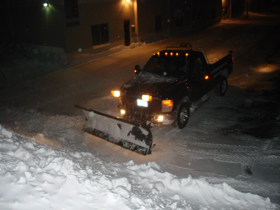 CN'R Lawn N' Landscape Commercial Snow Plowing, Snow Removal, Sanding and Salt