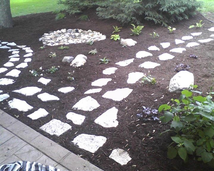 CN'R Lawn N' Landscape - Stepping Stones Project