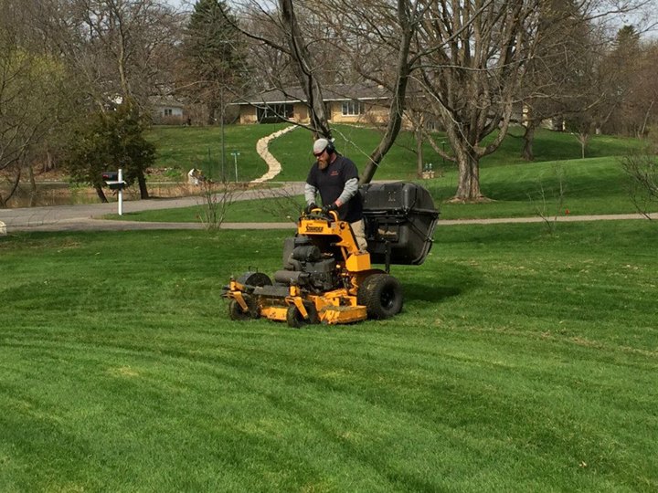  Professional Spring Lawn Dethatching and cleanup by CN'R - Serving Eden Prairie, Minnetonka and surrounding areas
